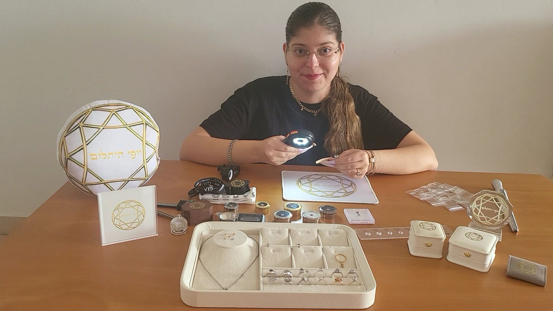 ✨️ הסבר מפורט איך לשמור על התכשיט שלך מנצנץ לאורך שנים