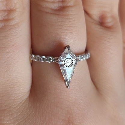 טבעת כסף אבן מוסונייט עפיפון חריטה בעיצוב אישי