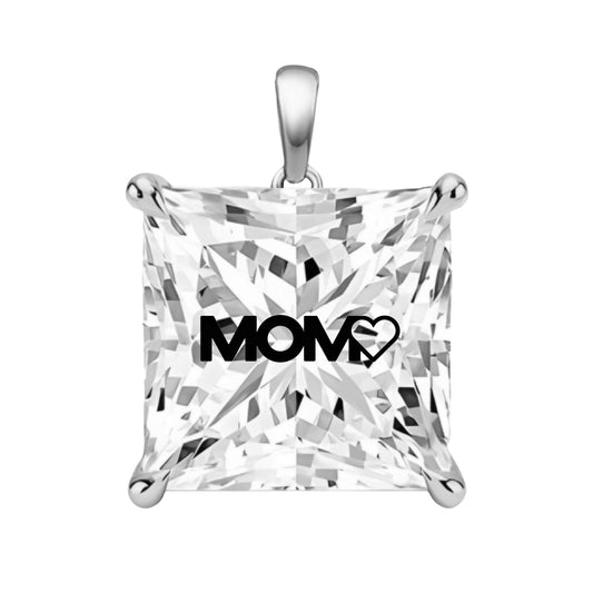 תליון אבן מוסונייט פרינסס עם חריטת לייזר MOM - כסף 925