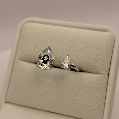 Laser Engrave Onto Center Of Lab Grown Diamond Pears Ring Hamsa Engraved 14K Gold