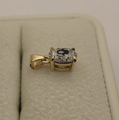 תליון יהלום מעבדה אובל עם חריטת לייזר חמסה בחמסה - זהב 14 קראט צהוב/לבן/רוז גולד