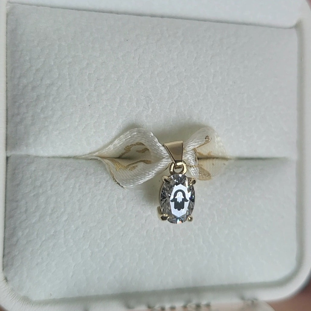 תליון יהלום מעבדה אובל עם חריטת לייזר חמסה בחמסה - זהב 14 קראט צהוב/לבן/רוז גולד