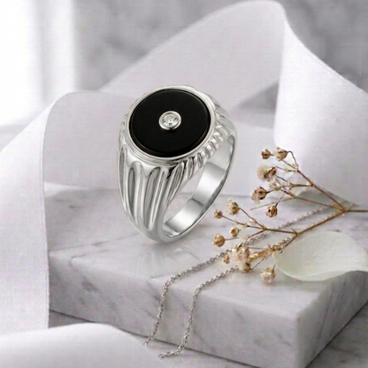 Round Onyx Stone & Lab Grown Diamond Signet Ring 14K Yellow/White/Rose Gold