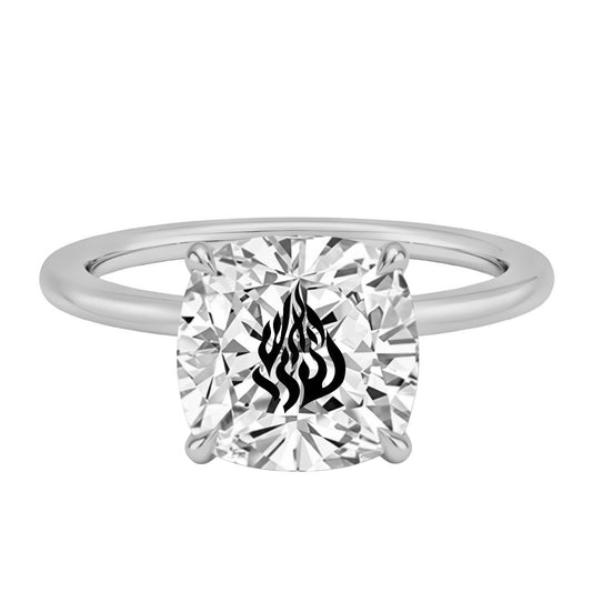 טבעת אבן מוסונייט קושן עם חריטת לייזר האש שלי - כסף 925