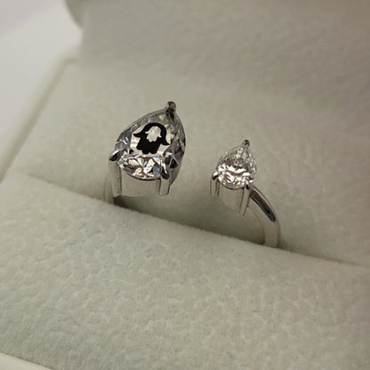 Laser Engrave Onto Center Of Lab Grown Diamond Pears Ring Hamsa Engraved 14K Gold