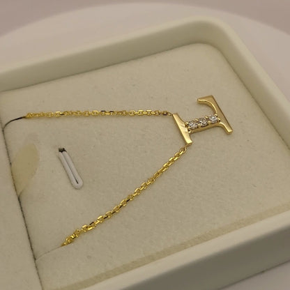 שרשרת תליון אות באנגלית בשיבוץ אבני מוסונייט זהב 14 קראט צהוב/לבן/רוז גולד
