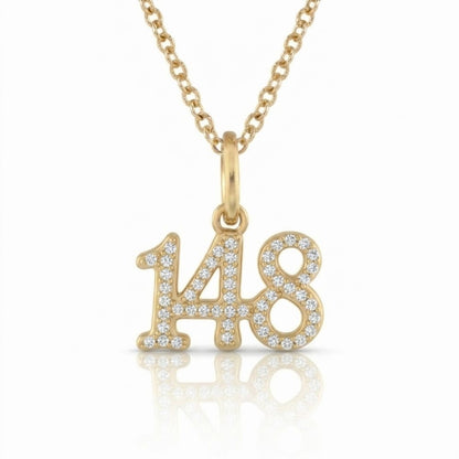 שרשרת תליון עדין מספר 148 גימטריה של רבי נחמן מברסלב בשיבוץ יהלומי מעבדה זהב 14 קראט צהוב/לבן/רוז גולד