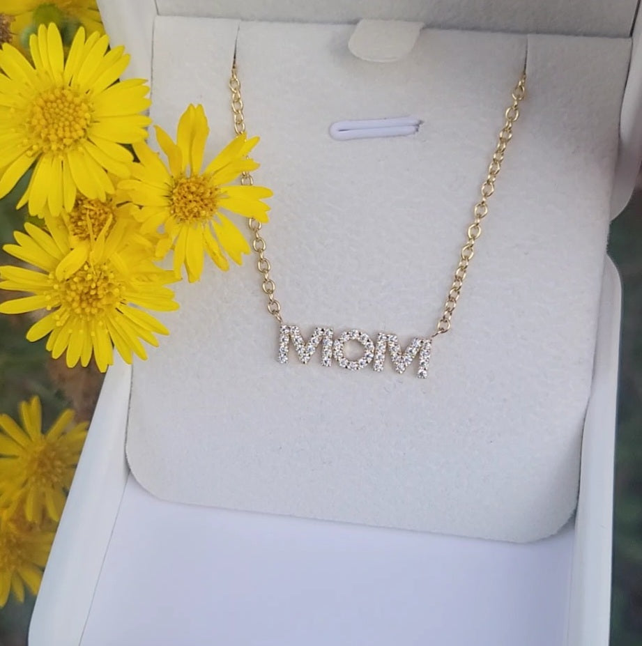 MOM Pendant Necklace Lab Grown Diamonds 14K Yellow/White/Rose Gold