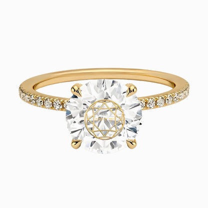טבעת יהלום מעבדה עגול חריטה בעיצוב אישי עם יהלומים בצדדים - זהב 14 קראט צהוב/לבן/רוז גולד