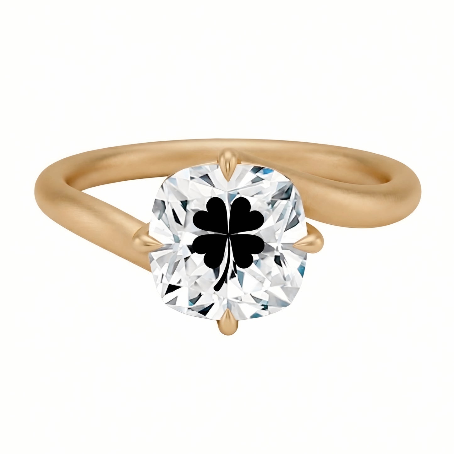 טבעת טוויסט יהלום מעבדה קושן עם חריטת לייזר תלתן - זהב 14 קראט לבן/צהוב/רוז גולד