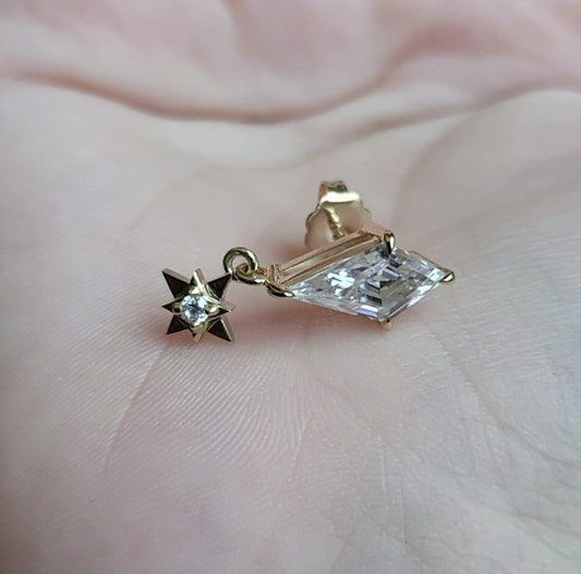 עגיל אבן מוסונייט Kite עם תליון כוכב הצפון – זהב 14 קראט צהוב/לבן/רוז גולד – עגיל תלוי ייחודי