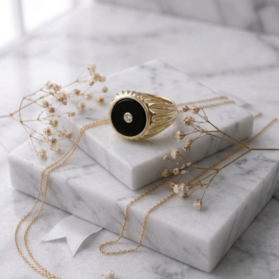 Round Onyx Stone & Lab Grown Diamond Signet Ring 14K Yellow/White/Rose Gold