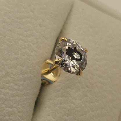 עגיל יהלום מעבדה עגול עם חריטת לייזר חמסה בחמסה – זהב 14 קראט צהוב/לבן/רוז גולד – עגיל ייחודי עם מסר רוחני