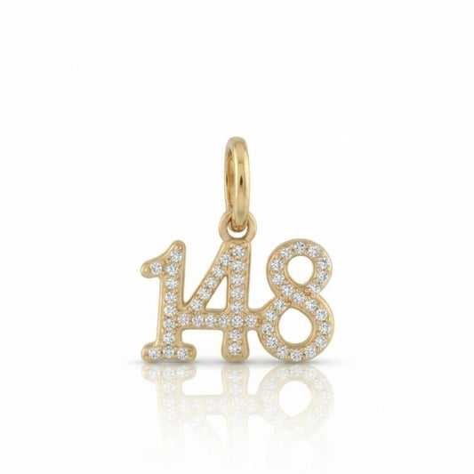 תליון עדין מספר 148 גימטריה של רבי נחמן מברסלב בשיבוץ יהלומי מעבדה זהב 14 קראט צהוב/לבן/רוז גולד