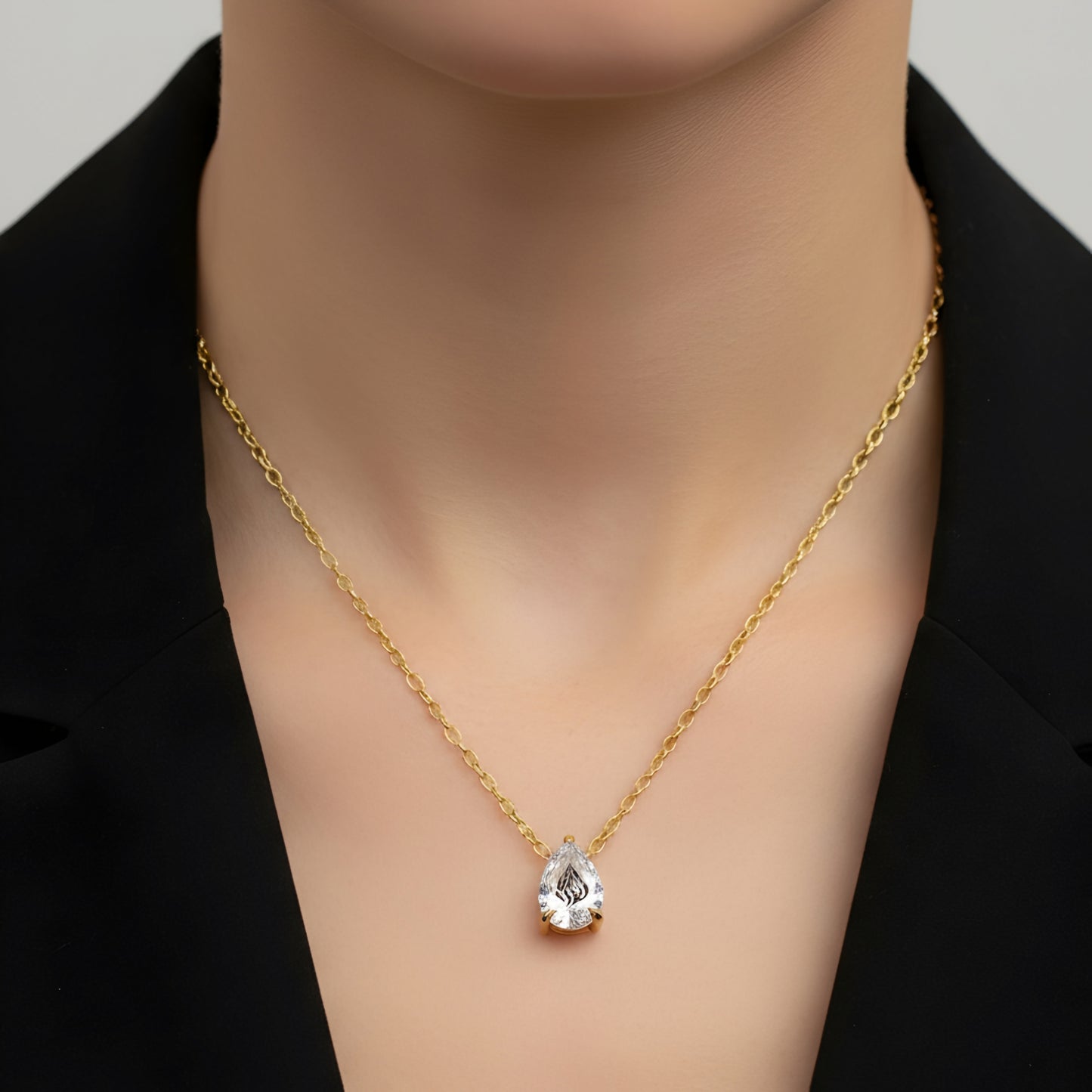 שרשרת יהלום מעבדה טיפה מרחפת עם חריטת לייזר האש שלי - זהב 14 קראט צהוב/לבן/רוז גולד