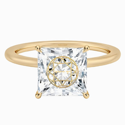 טבעת יהלום מעבדה פרינסס חריטה בעיצוב אישי - זהב 14 קראט צהוב/לבן/רוז גולד